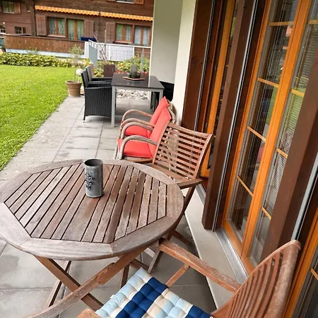 Alpine Haven Base Apartament *